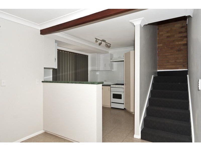 7/248 James Street, Harristown QLD 4350