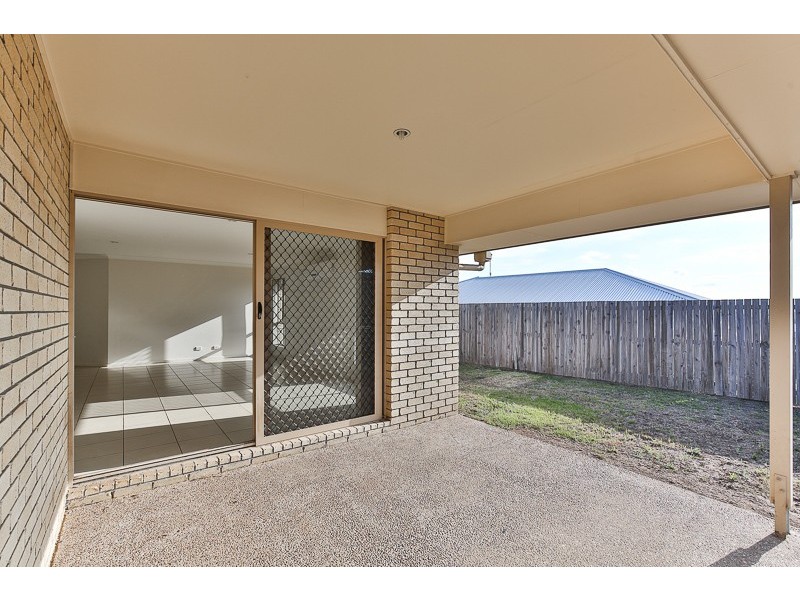 13 Cooranga Street, Glenvale QLD 4350