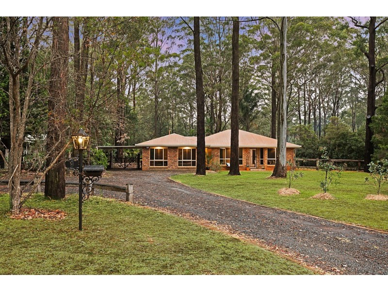 9 Lillian Court, Highfields QLD 4352