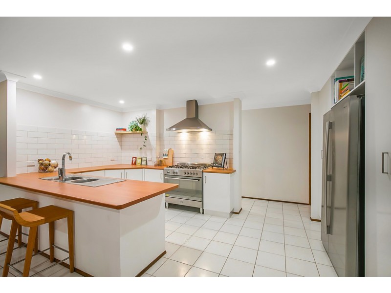 9 Lillian Court, Highfields QLD 4352