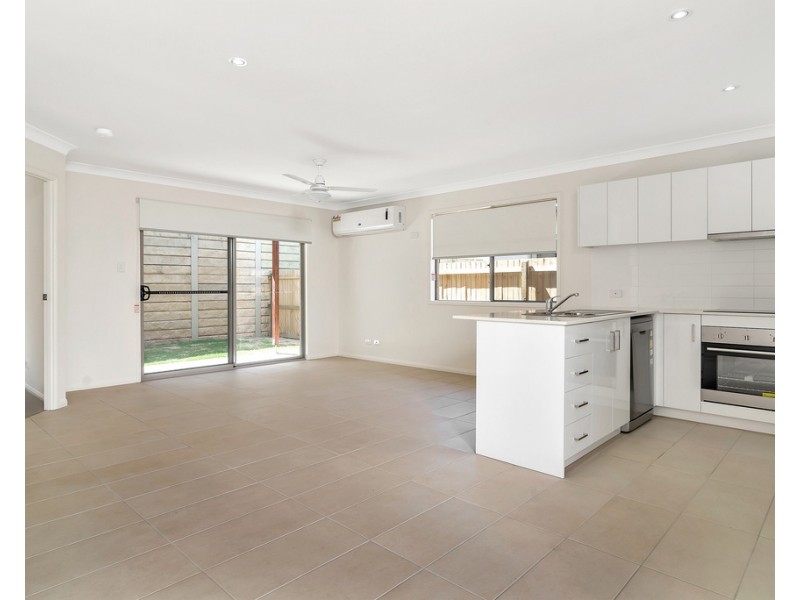 Unit 2/42 Carlin Street, Glenvale QLD 4350