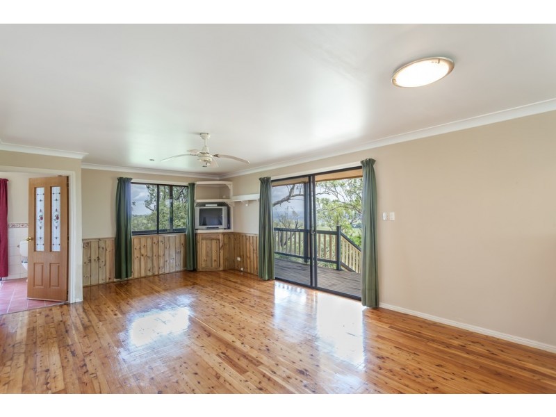 11 Nargoon Street, Meringandan West QLD 4352