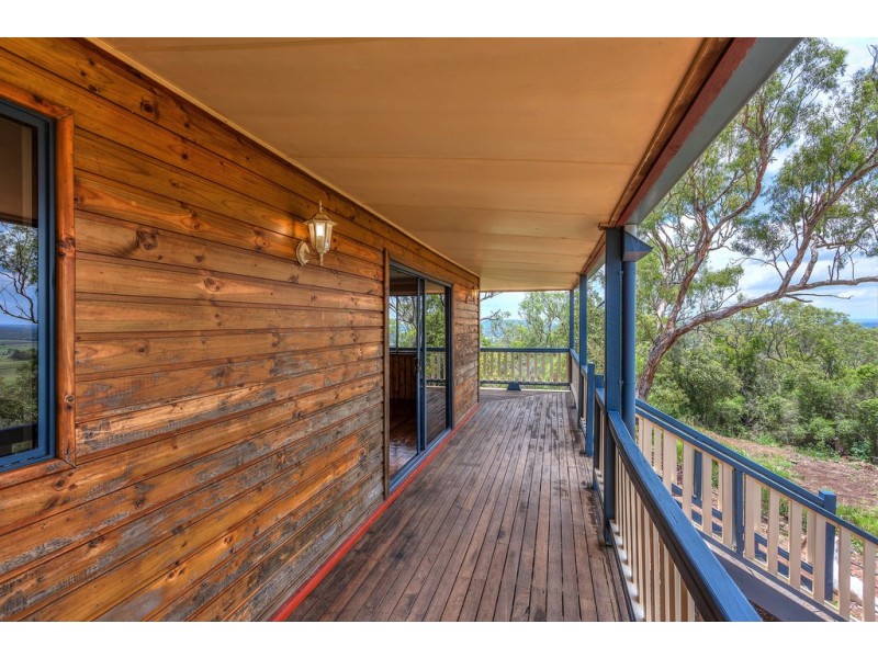 11 Nargoon Street, Meringandan West QLD 4352