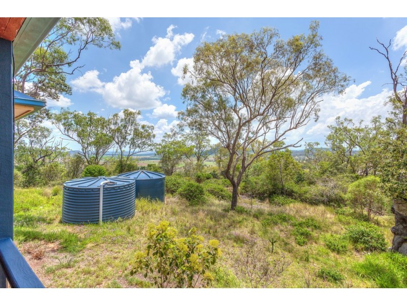 11 Nargoon Street, Meringandan West QLD 4352
