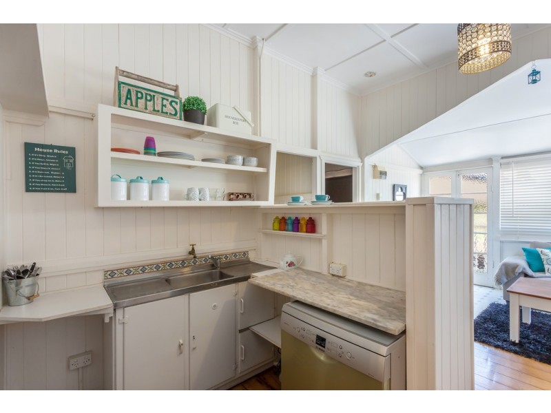 5 Bruntnell Street, Kearneys Spring QLD 4350