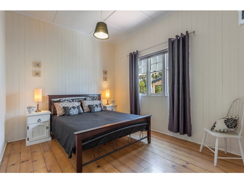 5 Bruntnell Street, Kearneys Spring QLD 4350