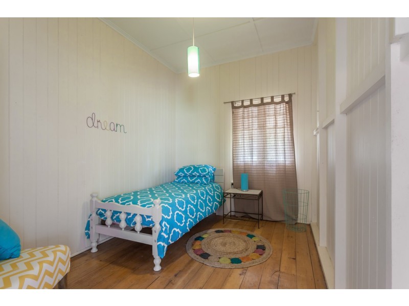 5 Bruntnell Street, Kearneys Spring QLD 4350