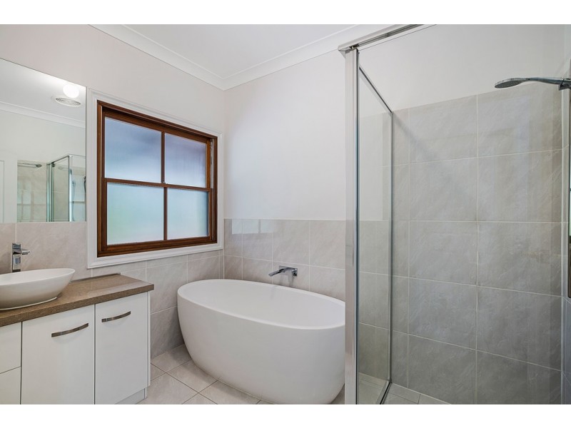 15 Ninderry Drive, Highfields QLD 4352