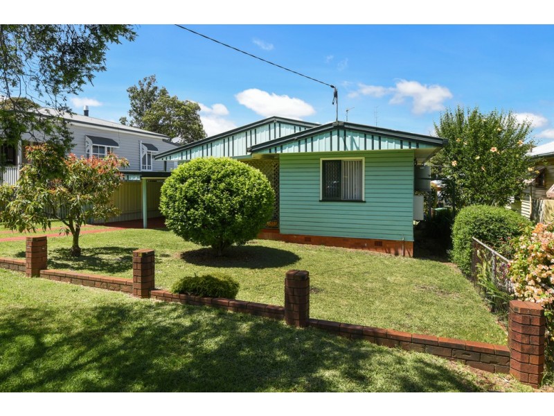 4 Murphy Street, Rangeville QLD 4350