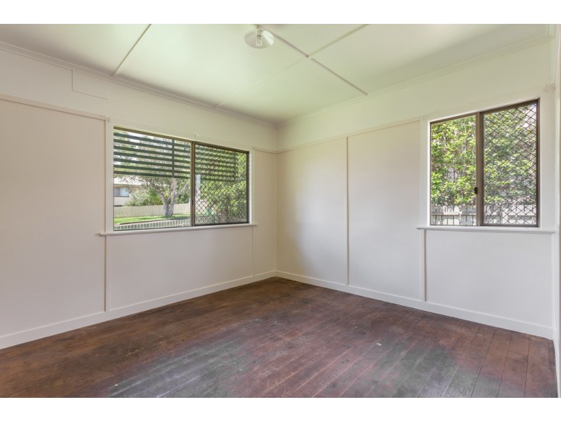 8 Walsh Street, Harlaxton QLD 4350
