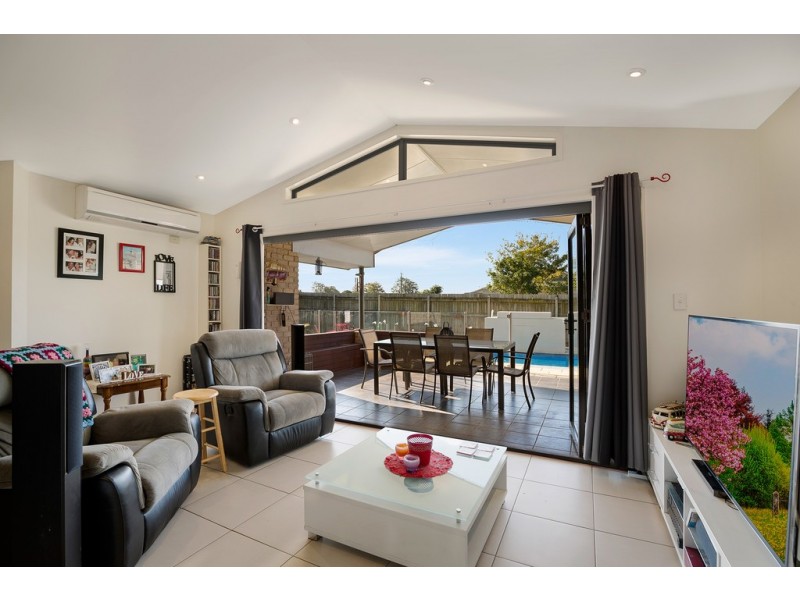 13 Nash Drive, Glenvale QLD 4350
