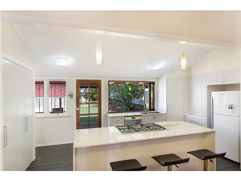8 Peardon Street, South Toowoomba QLD 4350