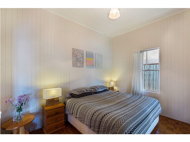 8 Peardon Street, South Toowoomba QLD 4350