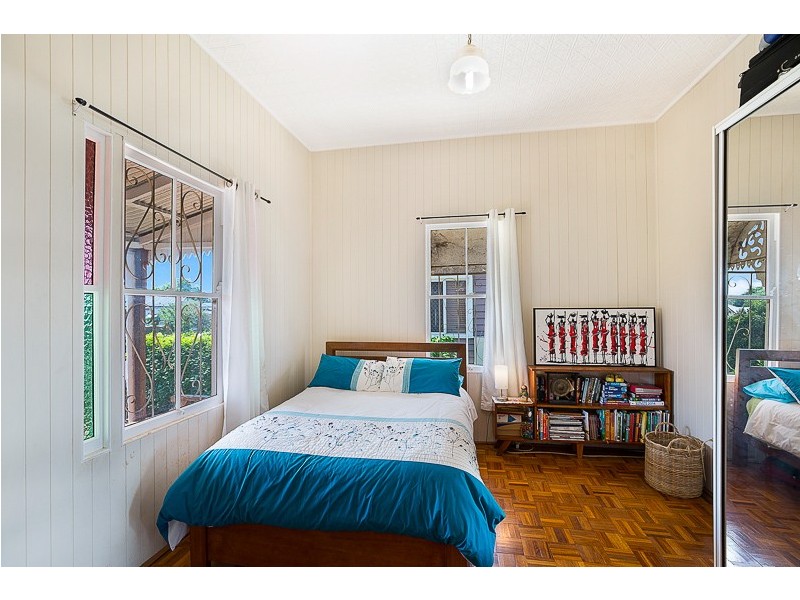 8 Peardon Street, South Toowoomba QLD 4350