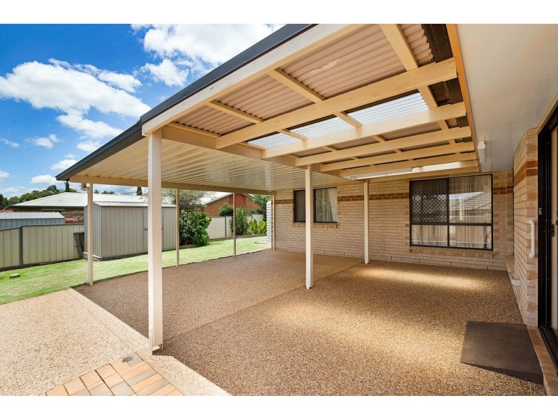 33 Fry Street, Middle Ridge QLD 4350