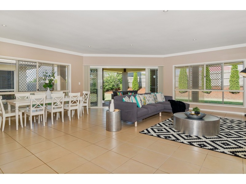 152 Rowbotham Street, Rangeville QLD 4350