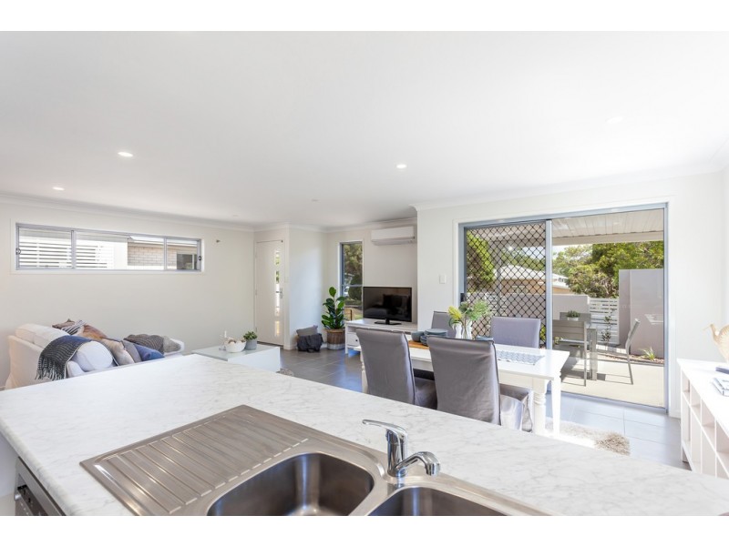 6 Swallow Court, Newtown QLD 4350