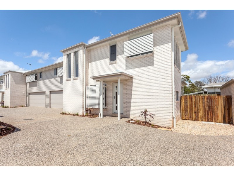 6 Swallow Court, Newtown QLD 4350