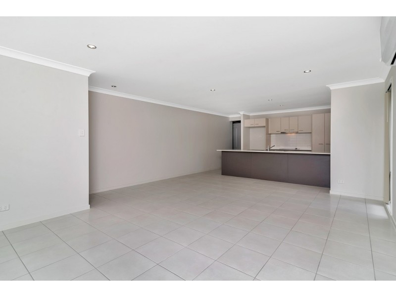 25 Cardamon Crescent, Glenvale QLD 4350