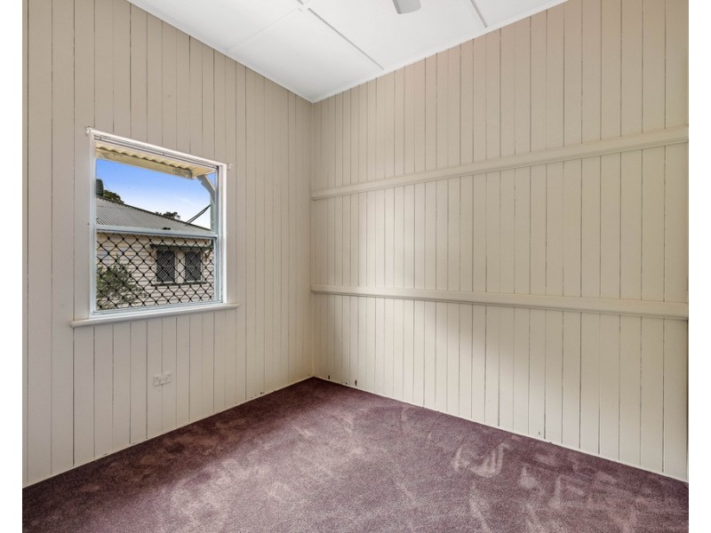 214 Russell Street, Newtown QLD 4350