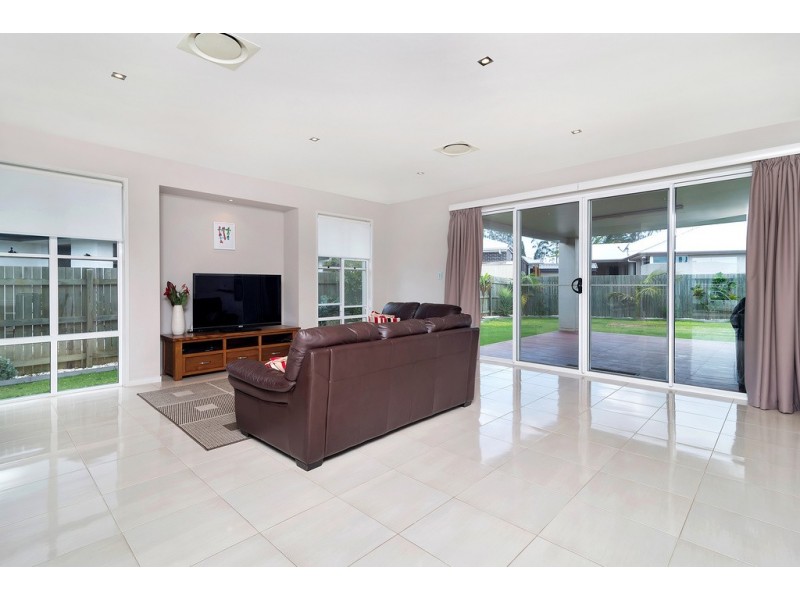 18 Beardsworth Court, Middle Ridge QLD 4350