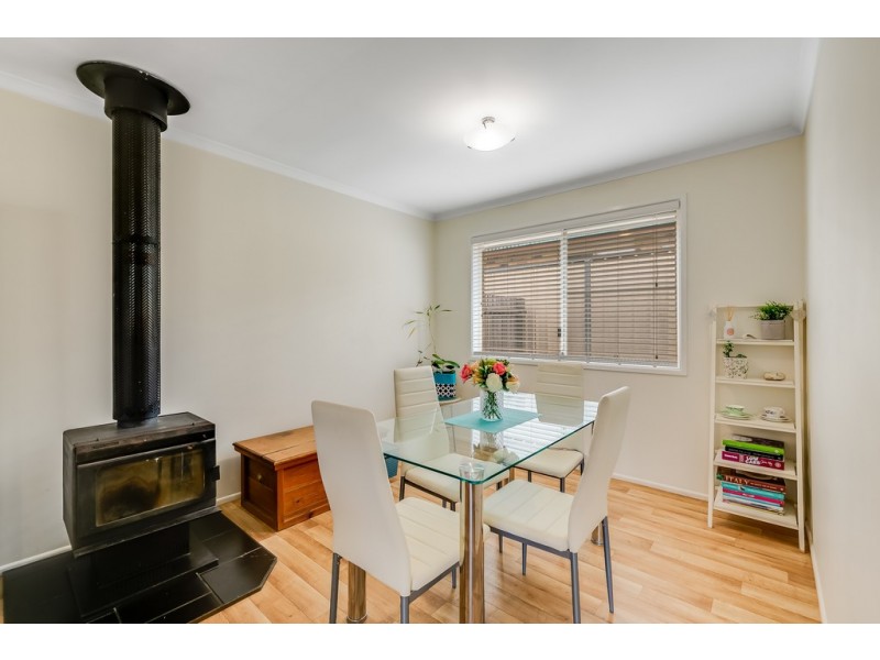 16 Lacebark Court, Glenvale QLD 4350