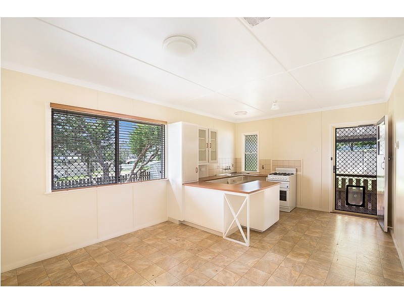 16 Mooney Street, Harlaxton QLD 4350