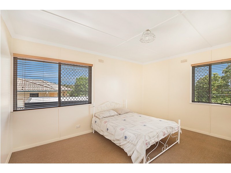 16 Mooney Street, Harlaxton QLD 4350