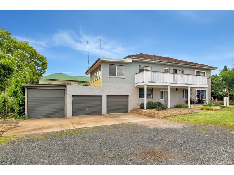 15 Bruce Street, East Toowoomba QLD 4350