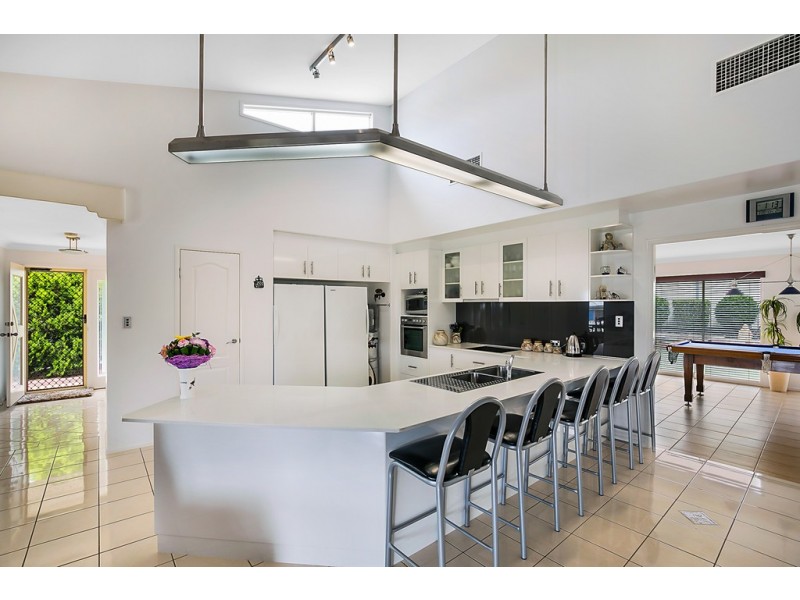 1 Conquest Court, Wilsonton QLD 4350