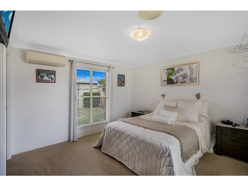 1 Conquest Court, Wilsonton QLD 4350