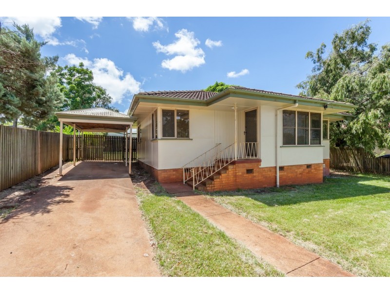 23 Rob Street, Newtown QLD 4350