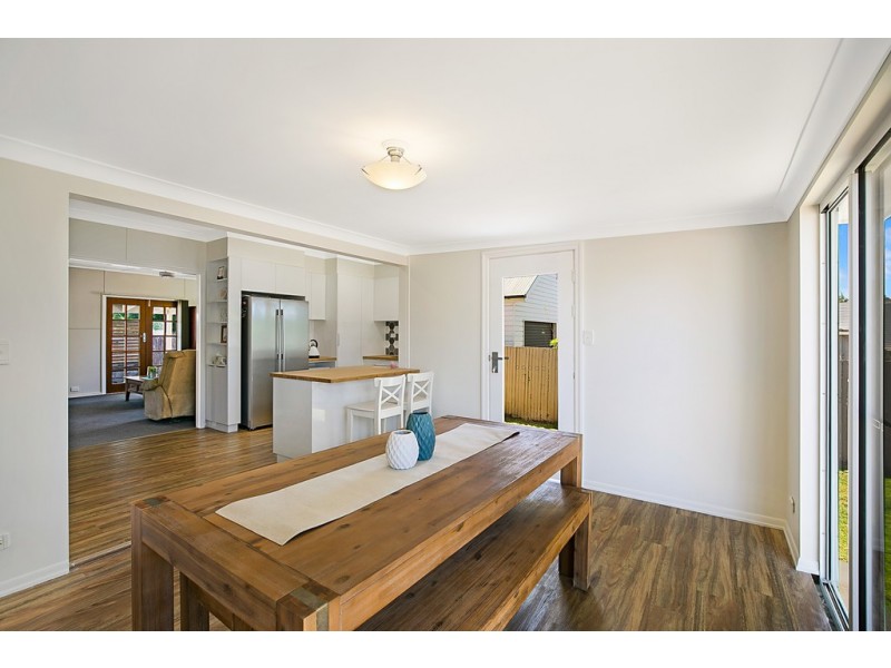 2 McCarthy Street, Newtown QLD 4350