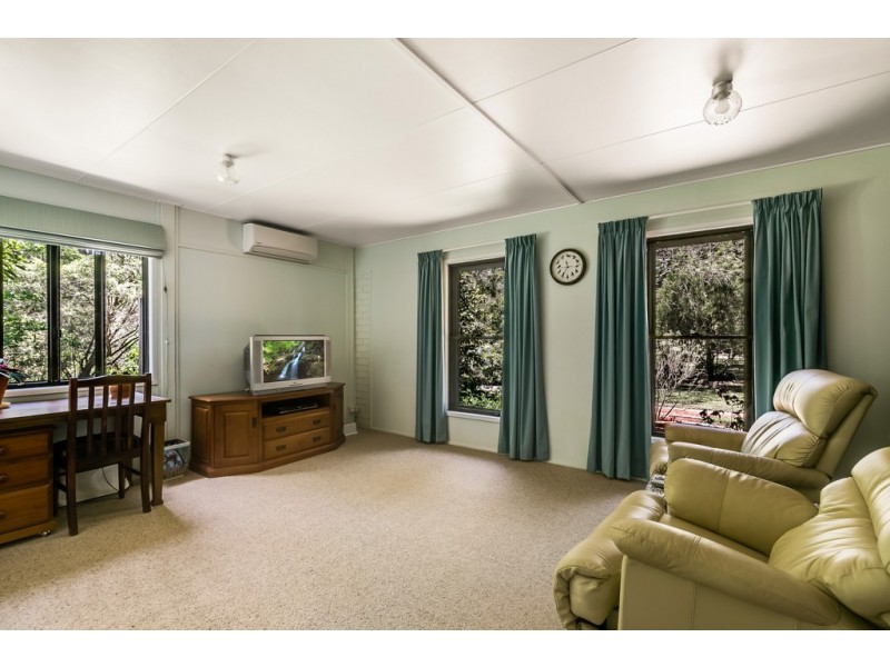 11 Rees Drive, Highfields QLD 4352