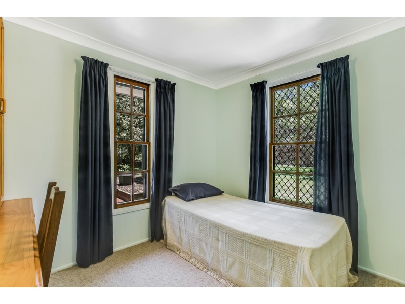 11 Rees Drive, Highfields QLD 4352