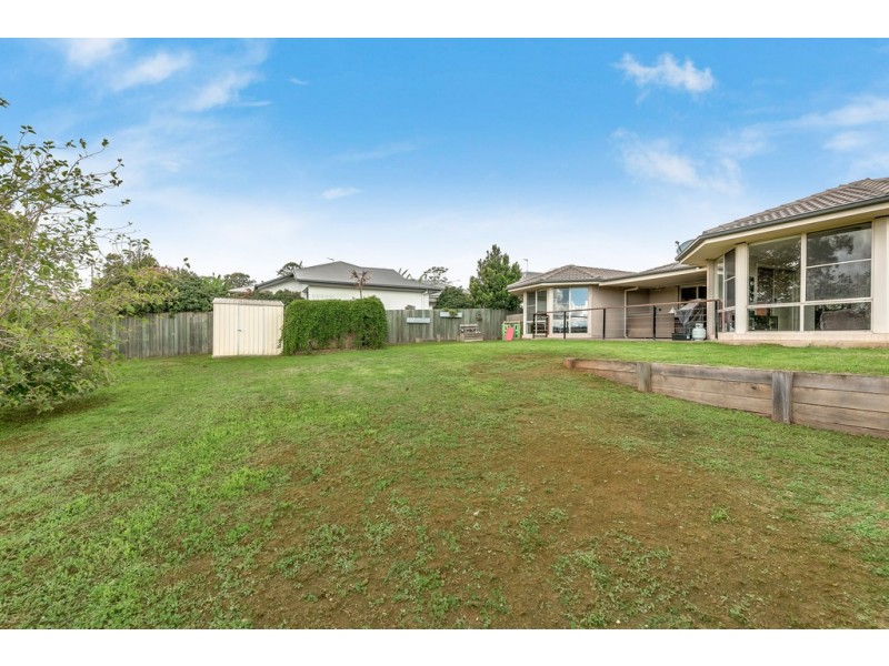 7 Sunset Drive, Glenvale QLD 4350