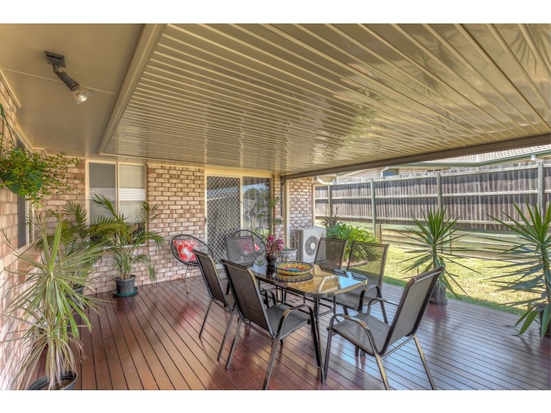 18 Sunset Drive, Glenvale QLD 4350