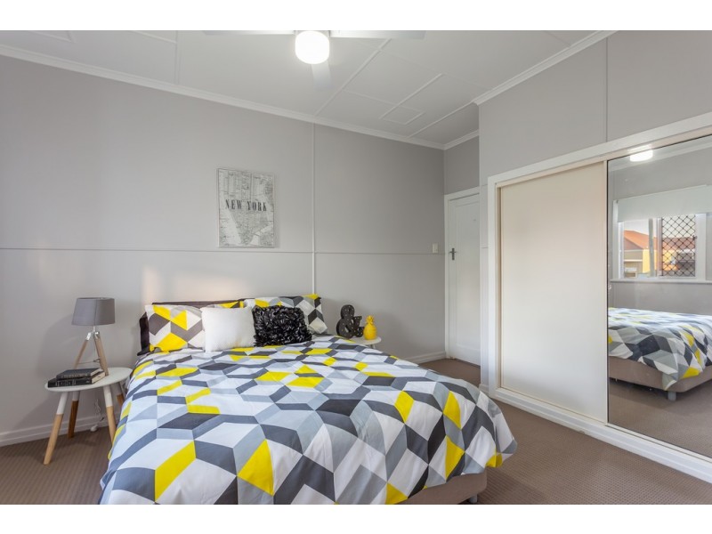 78 Drayton Road, Harristown QLD 4350