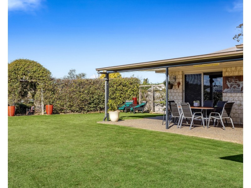 6 Parkview Place, Meringandan West QLD 4352