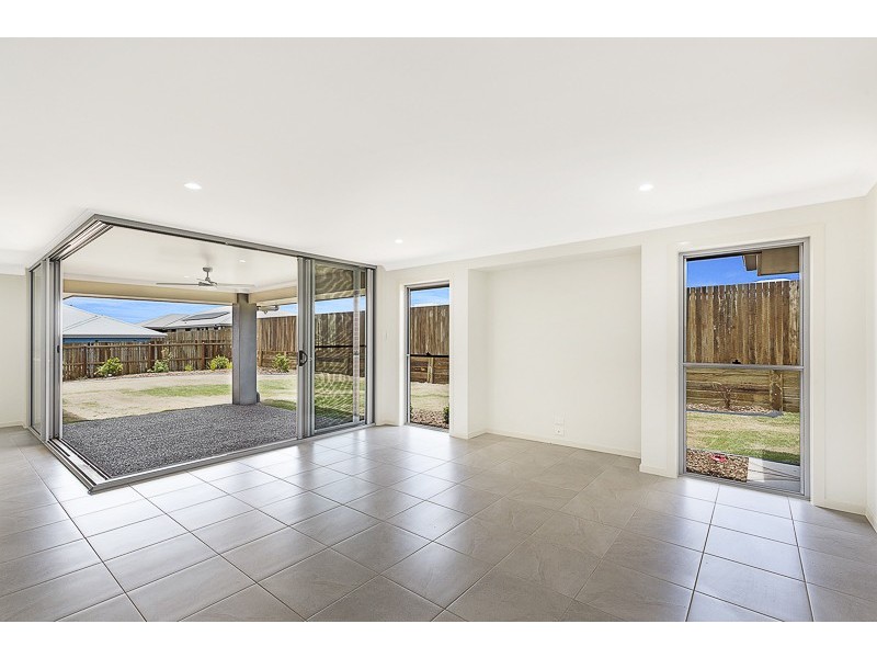 56 Sportsman Drive, Kleinton QLD 4352