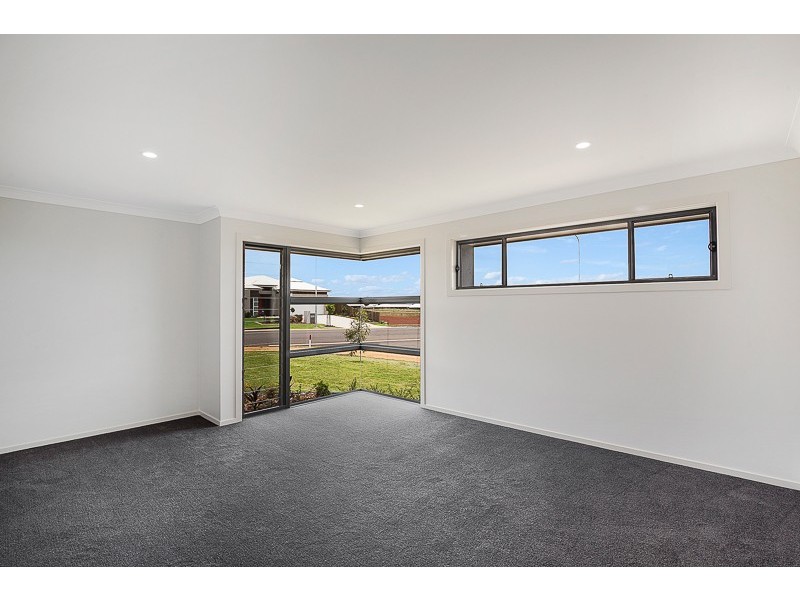 56 Sportsman Drive, Kleinton QLD 4352