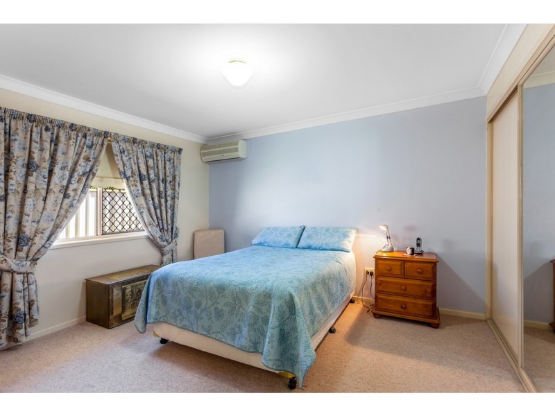 4 Buckle Court, Middle Ridge QLD 4350