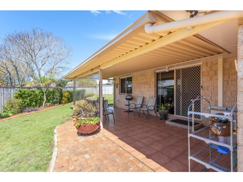 4 Buckle Court, Middle Ridge QLD 4350