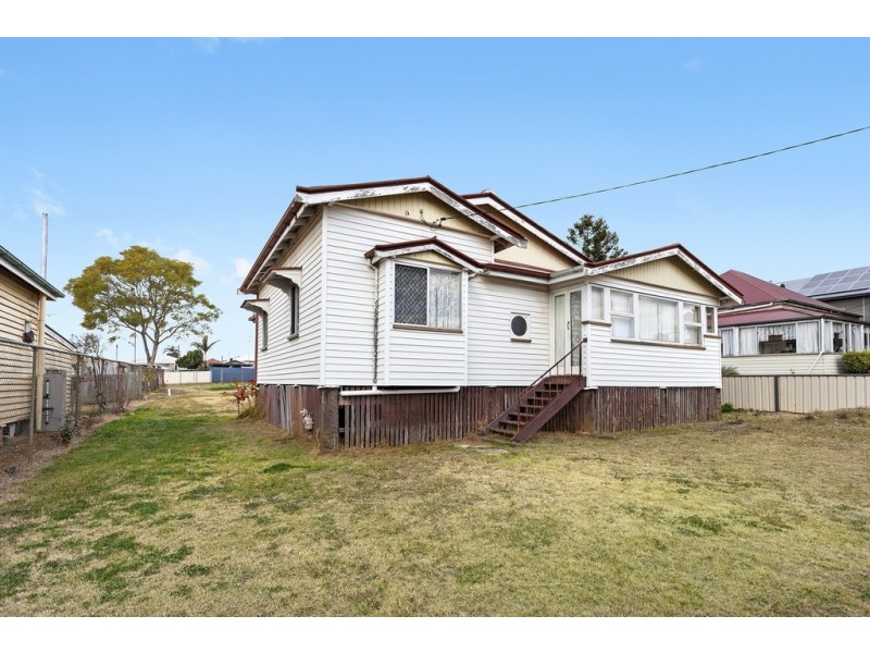 108a Holberton Street, Newtown QLD 4350