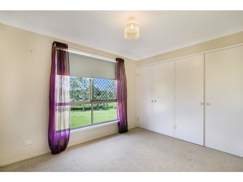 12 Windorah Close, Glenvale QLD 4350