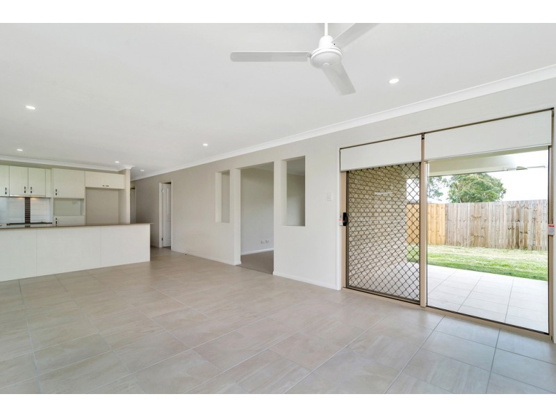 3 Bishop Street, Cambooya QLD 4358