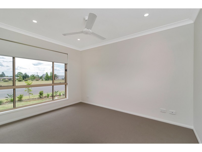 3 Bishop Street, Cambooya QLD 4358