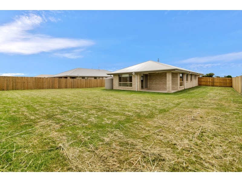 3 Bishop Street, Cambooya QLD 4358