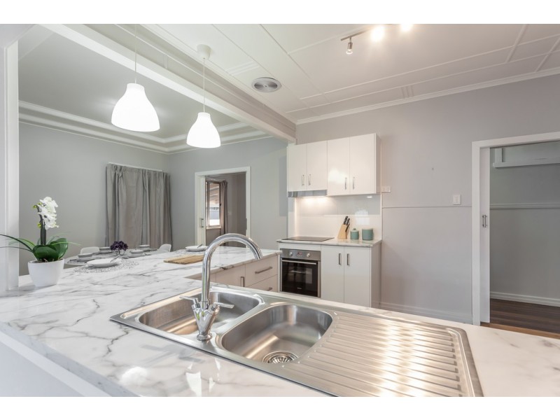 78 Drayton Road, Harristown QLD 4350