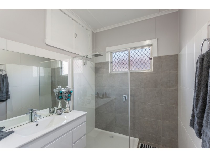 78 Drayton Road, Harristown QLD 4350